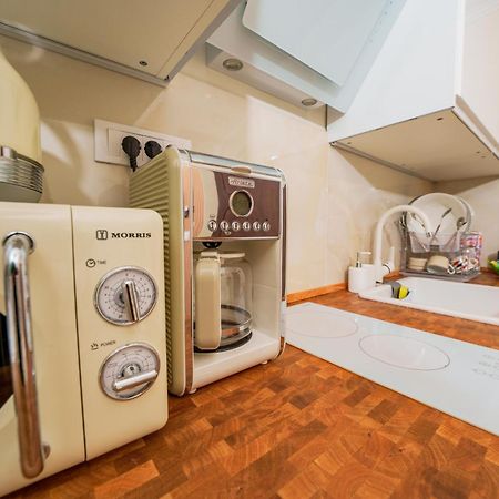 Lux Movie Stars Apartments Perea Peraia  Luaran gambar