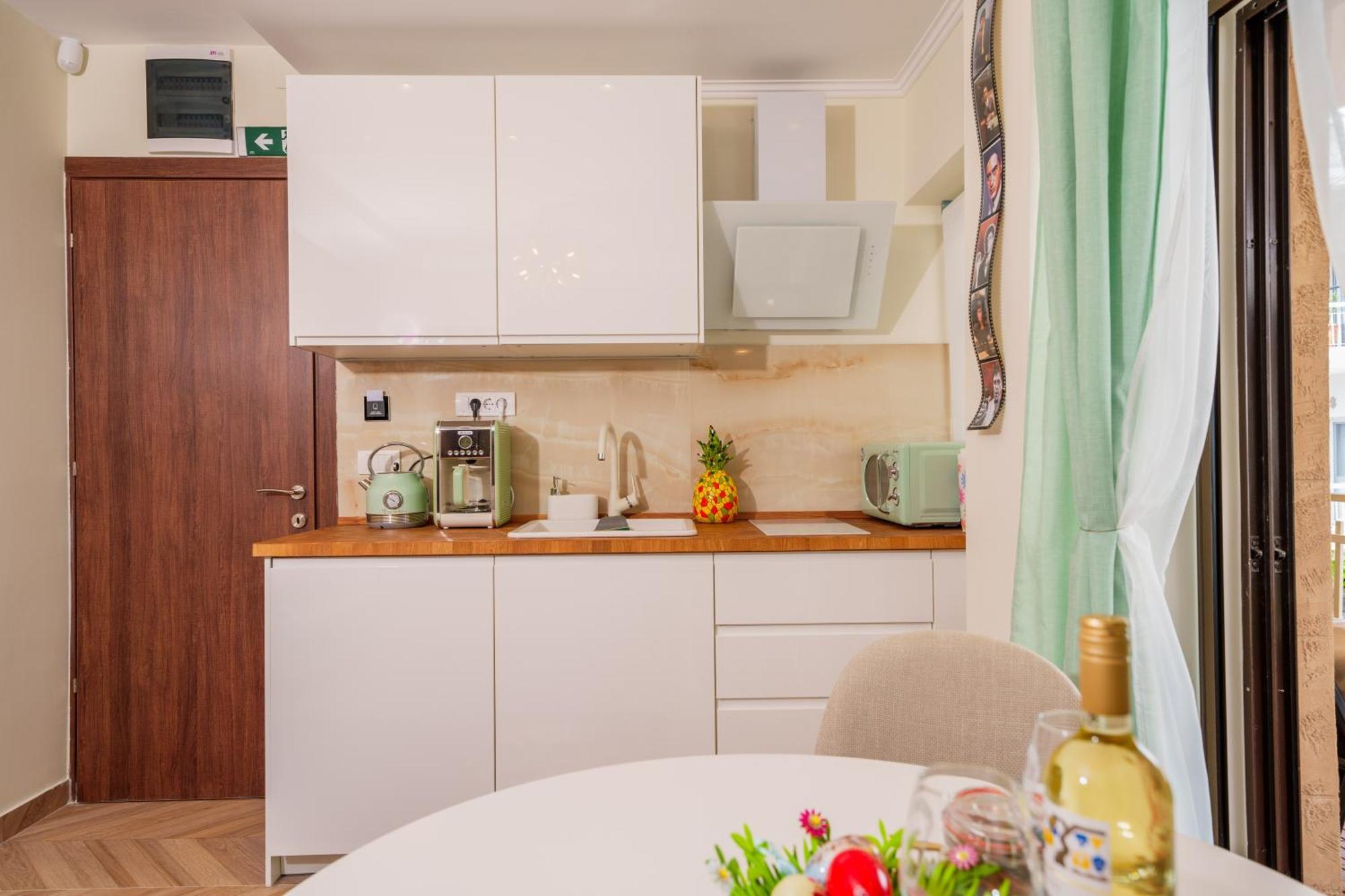 Lux Movie Stars Apartments Perea Peraia  Luaran gambar
